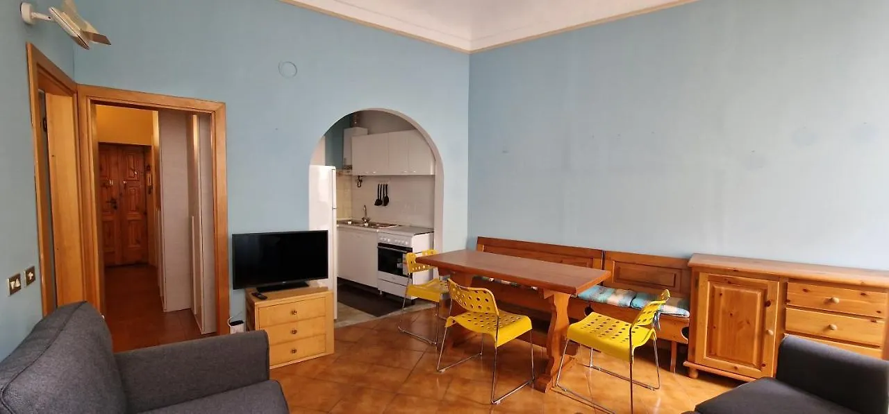 Apartment Martina Империя